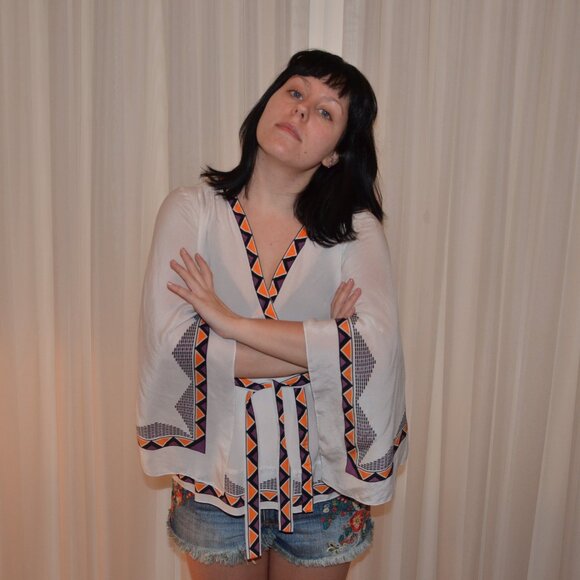 Vintage Y2K 00S BCBG White Sheer Bohemian Hippie Silk Kimono Wrap Top XS/S - Picture 2 of 10